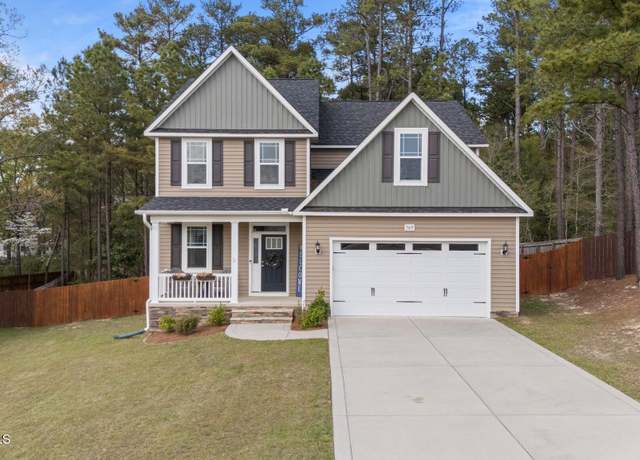 Property at 569 Foothills St, Aberdeen, NC 28315, 4 beds, 3 baths