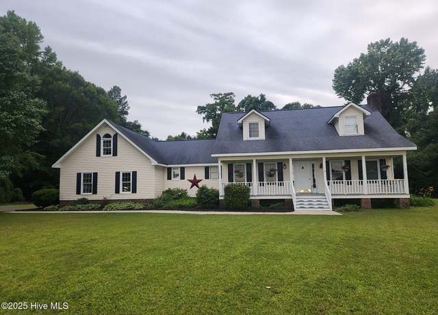 Property at 142 Thick Neck Rd, Edenton, NC 27932, 3 beds, 2.5 baths