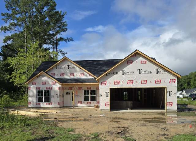 Property at 100 Maple Ct, Havelock, NC 28532, 3 beds, 2 baths