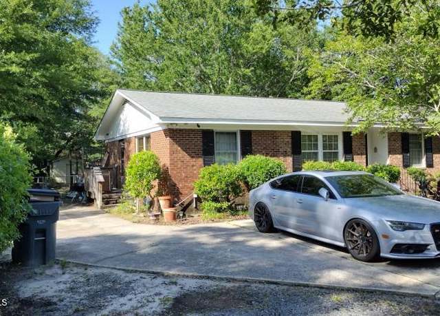 Property at 206 Cherokee Trl, Wilmington, NC 28409, 3 beds, 2 baths
