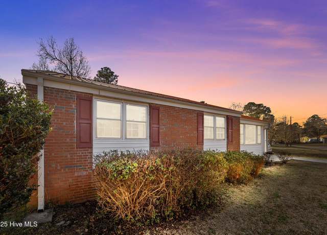 Property at 709 Barn St, Jacksonville, NC 28540, 3 beds, 1 bath