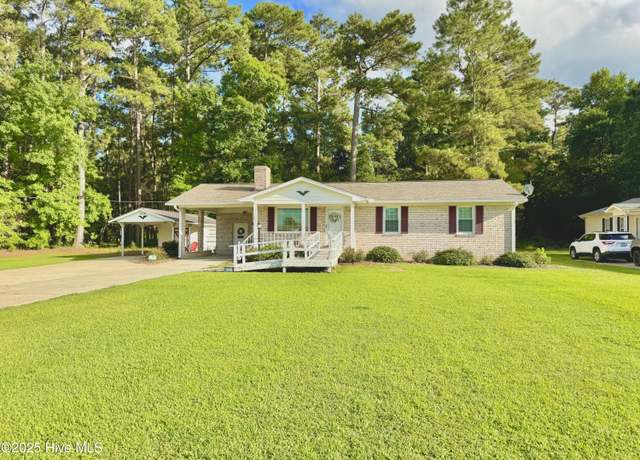 Property at 1229 Woodington Rd, Kinston, NC 28504, 3 beds, 2 baths