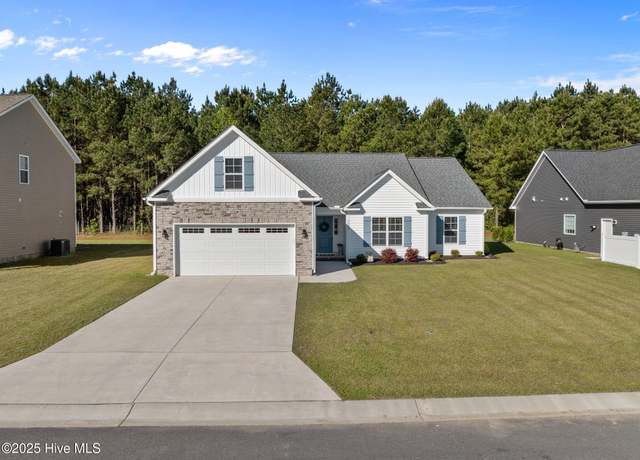 Property at 7000 Sagebrush Dr, Greenville, NC 27858, 4 beds, 2 baths