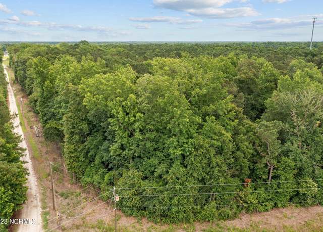 Property at 218 Thomas Loop Rd, Jacksonville, NC 28540