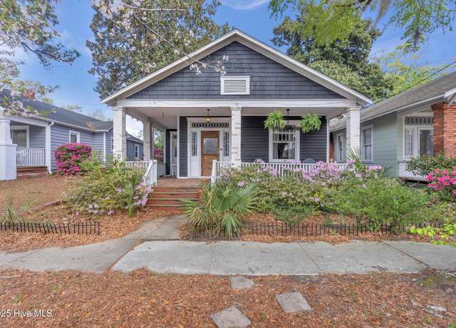 Property at 111 S 17th St, Wilmington, NC 28401, 3 beds, 2 baths