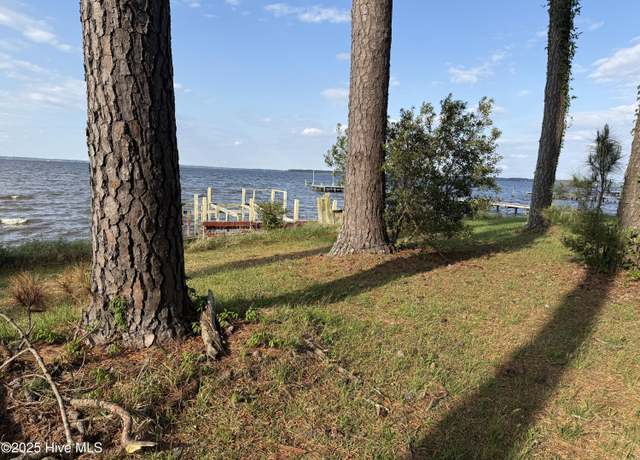 Property at 591 Pungo Shores Dr, Belhaven, NC 27810, 3 beds, 2.5 baths
