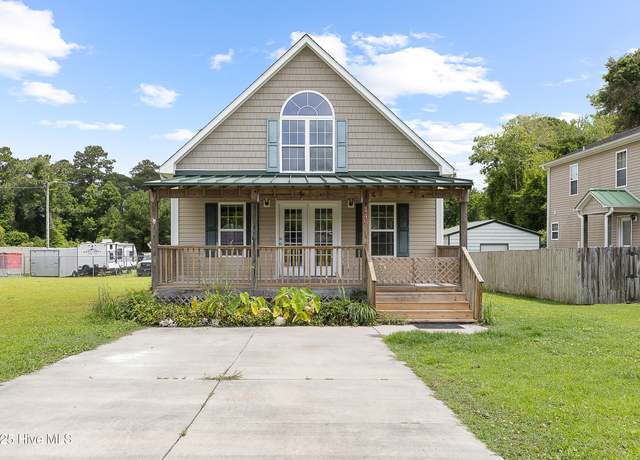Property at 149 Lee St, Holly Ridge, NC 28445, 3 beds, 2 baths