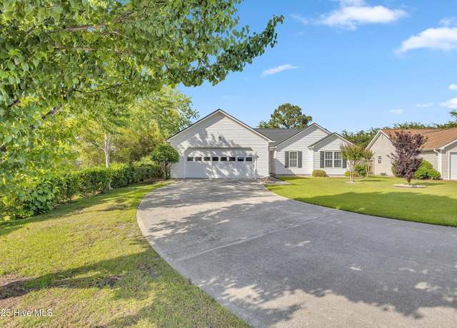 Property at 422 Point View Ct, Wilmington, NC 28411, 4 beds, 2 baths