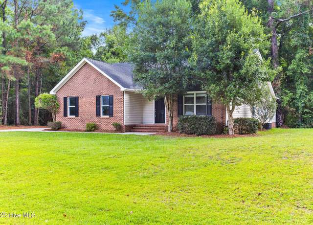 Property at 119 Vista Ln, Hampstead, NC 28443, 3 beds, 2 baths