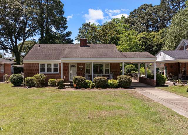 Property at 1606 Palm St, Goldsboro, NC 27530, 3 beds, 2 baths