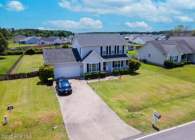 Property at 618 Godette School Rd, Havelock, NC 28532, 3 beds, 2.5 baths