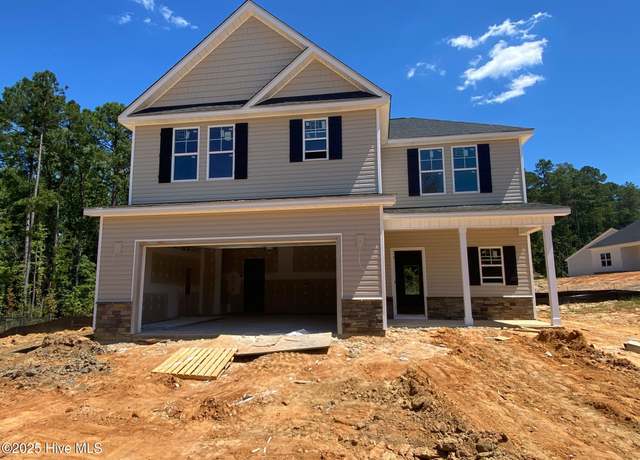 Property at 3907 Blackhills Rd, Fayetteville, NC 28311, 4 beds, 2.5 baths