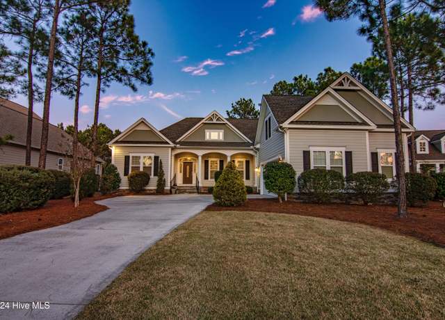 Property at 3782 Traemoor Rd, Southport, NC 28461, 4 beds, 3 baths