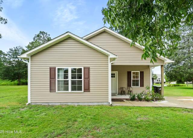 Property at 885 Half Moon Rd, New Bern, NC 28560, 2 beds, 2 baths