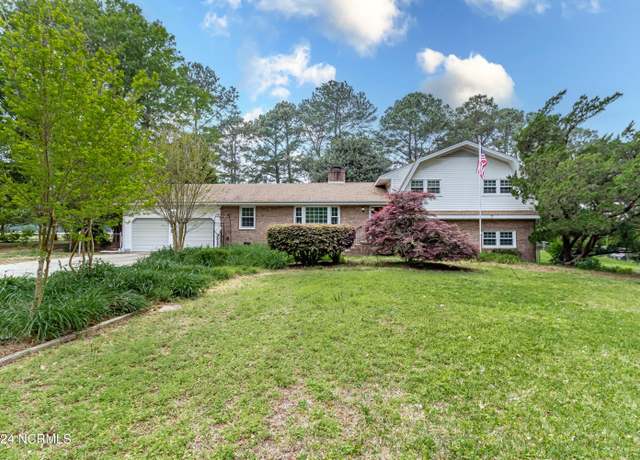 Property at 108 & 106 Quail Croft Dr, Goldsboro, NC 27534, 4 beds, 3.5 baths