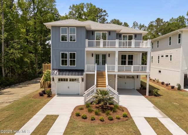 Property at 629 Vale Dr, Wilmington, NC 28411, 4 beds, 3.5 baths