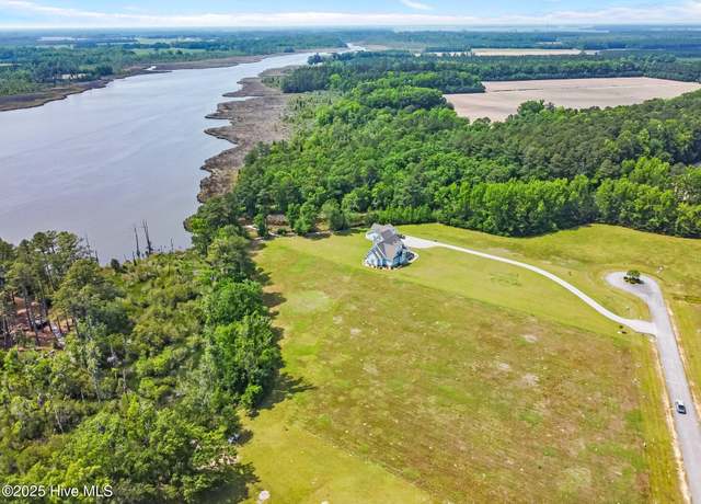 Property at 45 Winfield Ln, Pinetown, NC 27865