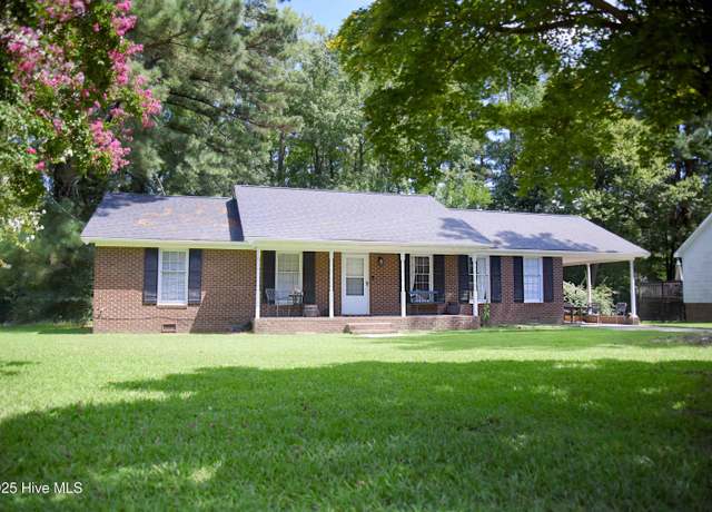 Property at 2602 Buckingham Rd NW, Wilson, NC 27896, 3 beds, 2 baths