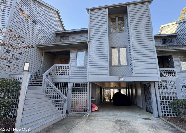 Property at 139 Paddle Wheel Cir, Washington, NC 27889, 3 beds, 2.5 baths