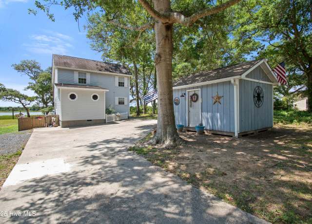 Property at 2509 Gator Ln SW, Supply, NC 28462, 3 beds, 2 baths