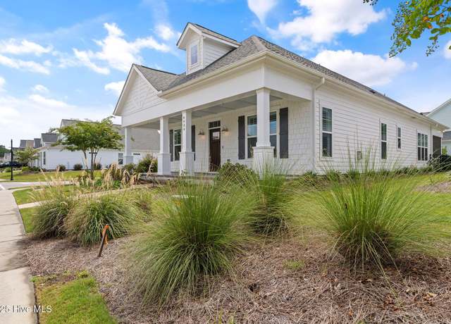 Property at 4906 Glen Garden Cir, Leland, NC 28451, 4 beds, 3.5 baths