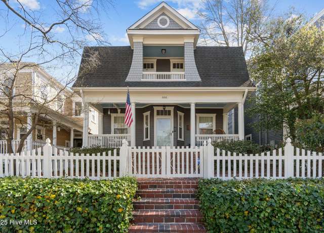Property at 808 Orange St, Wilmington, NC 28401, 3 beds, 2 baths