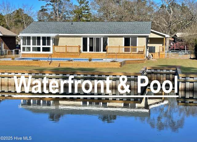 Property at 116 Sailors Ct, New Bern, NC 28562, 3 beds, 2.5 baths