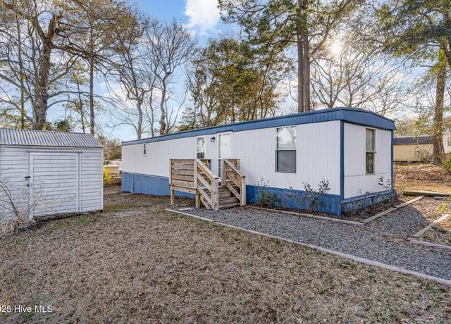 Property at 810 Dogwood Dr, Sunset Beach, NC 28468, 2 beds, 1 bath