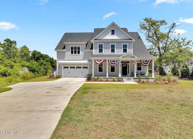 Property at 2201 Sloop Point Rd, Hampstead, NC 28443, 4 beds, 3.5 baths