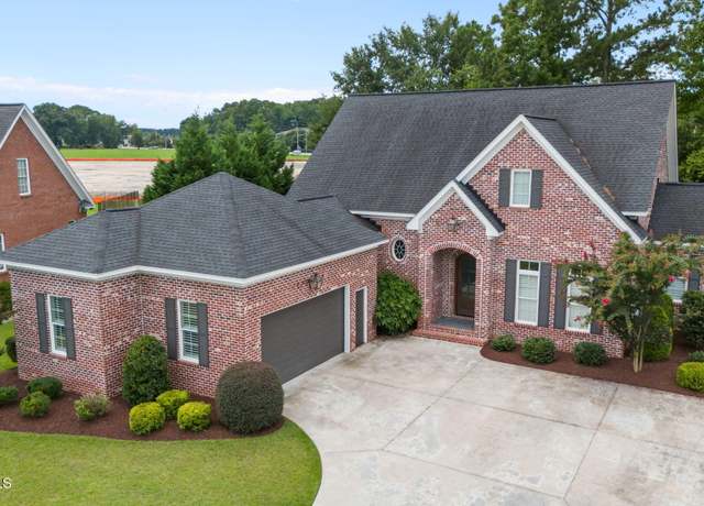 Property at 3704 Cantata Dr, Greenville, NC 27858, 4 beds, 3.5 baths