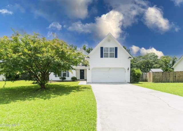 Property at 102 Chinkapin Ct, Jacksonville, NC 28546, 4 beds, 3 baths