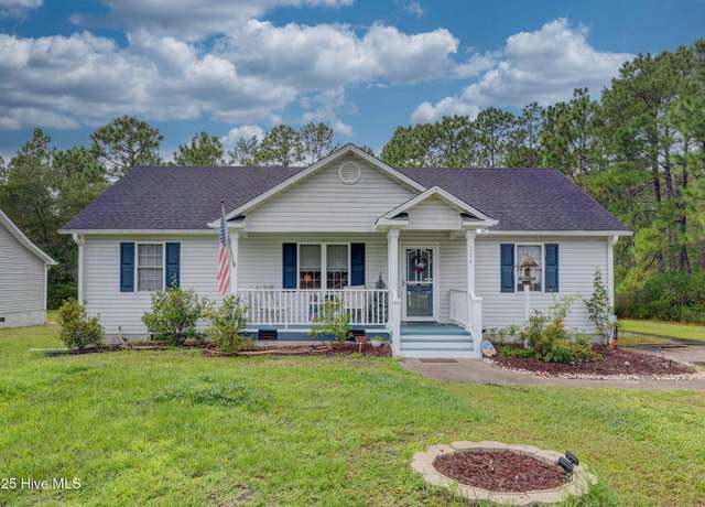 Property at 114 Burton Rd, Southport, NC 28461, 3 beds, 2 baths