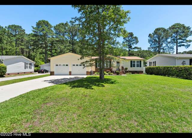 Property at 975 Waterview Ln, Calabash, NC 28467, 3 beds, 2 baths