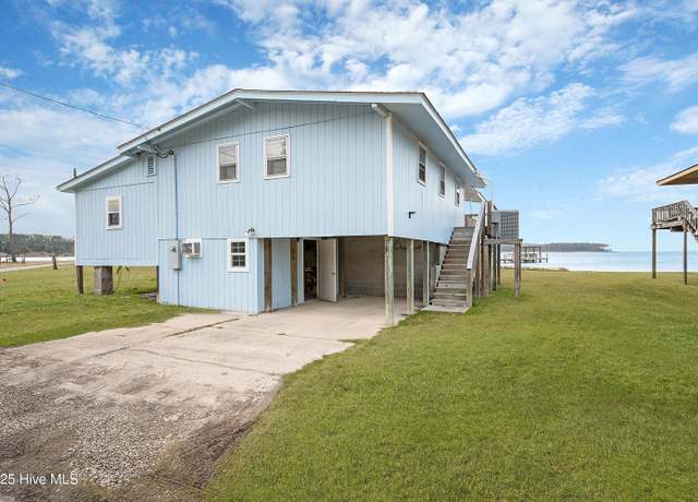 Property at 1741 Snake Island Rd, Belhaven, NC 27810, 4 beds, 2 baths