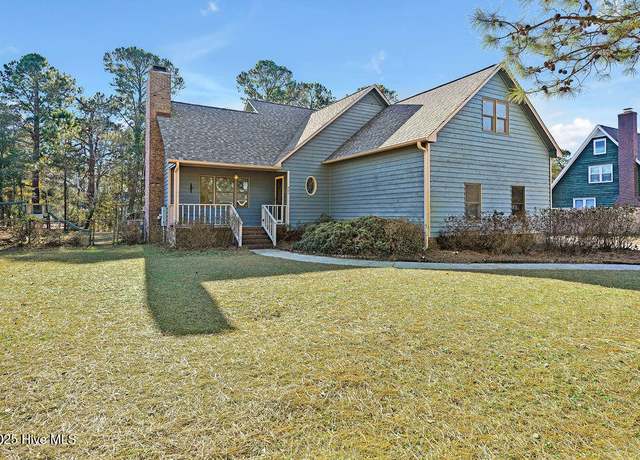 Property at 807 Greenbriar Rd, Wilmington, NC 28409, 4 beds, 2.5 baths