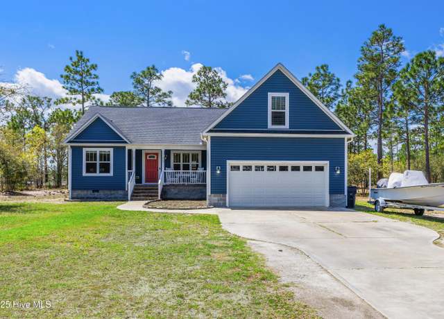 Property at 460 Virginia St, Southport, NC 28461, 3 beds, 2 baths
