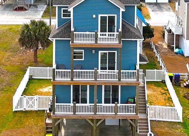 Property at 318 N Topsail Dr, Surf City, NC 28445, 4 beds, 3.5 baths