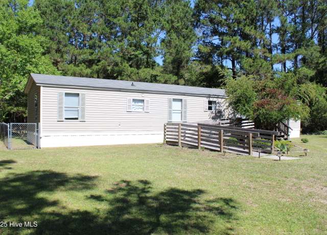 Property at 3246 Shell Point Rd SW, Shallotte, NC 28470, 3 beds, 2 baths