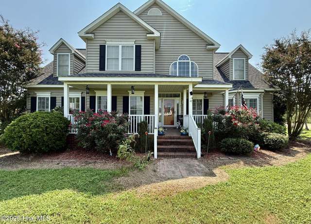 Property at 1885 Bennett Rd, Oak City, NC 27857, 5 beds, 2.5 baths
