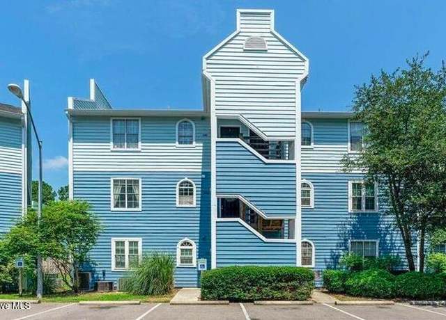 Property at 4220 Wilshire Blvd Unit 103c, Wilmington, NC 28403, 1 bed, 1 bath