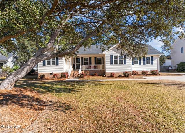 Property at 1002 Bonner Bussells Dr SE, Southport, NC 28461, 3 beds, 2 baths