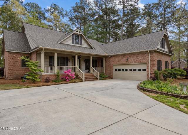 Property at 92 Cape Fear Dr, Chocowinity, NC 27817, 4 beds, 3.5 baths