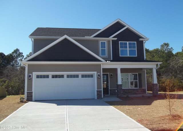 Property at 124 Paver Ln, Hampstead, NC 28443, 4 beds, 2.5 baths