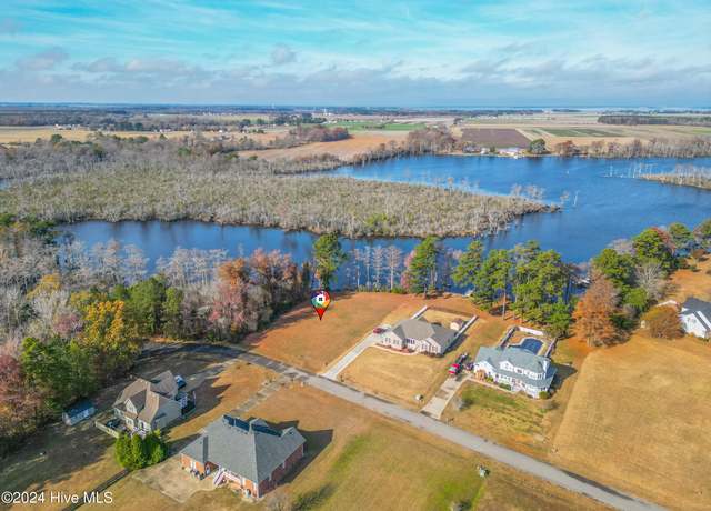 Property at 106 Vineyard Ct, Elizabeth City, NC 27909