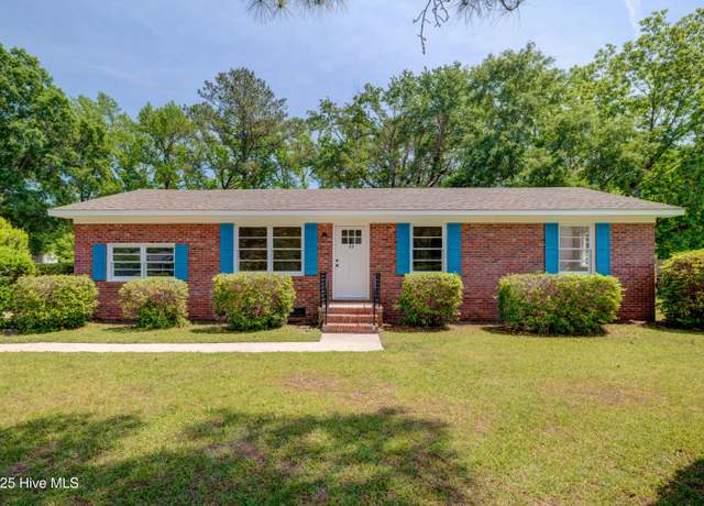 Property at 22 Silva Terra Dr, Wilmington, NC 28412, 3 beds, 1.5 baths