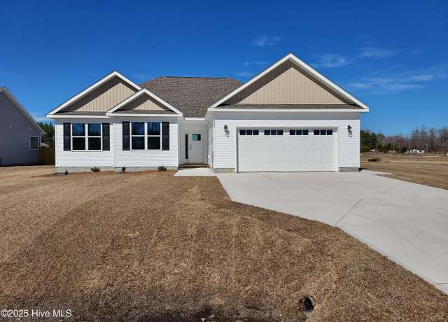 Property at 635 Bright Harvest Dr, Maysville, NC 28555, 3 beds, 2 baths