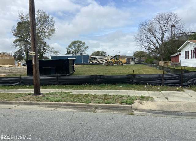 Property at 411 Westover St, Elizabeth City, NC 27909