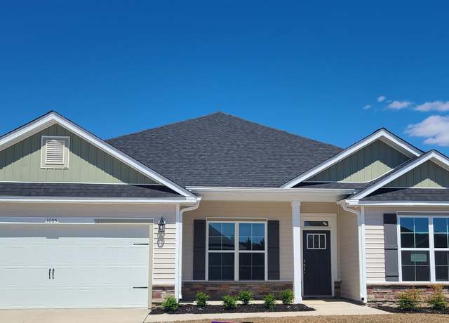 Property at 913 Bee Tree Ct, New Bern, NC 28560, 4 beds, 2 baths