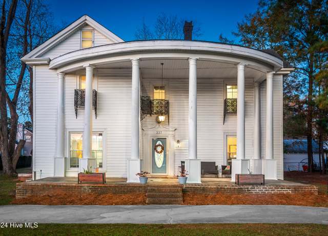 Property at 227 Blount St, Winterville, NC 28590, 4 beds, 2 baths