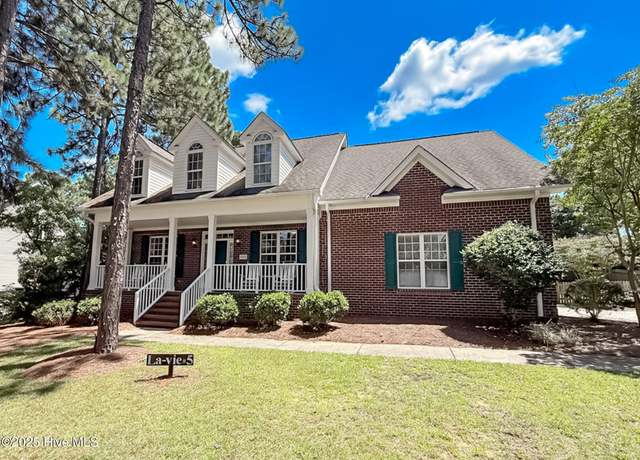 Property at 50 Ivy Way, Pinehurst, NC 28374, 4 beds, 3.5 baths